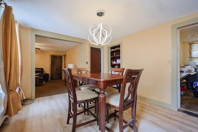 84 Chatham St, Worcester, MA 01609 - photo 6