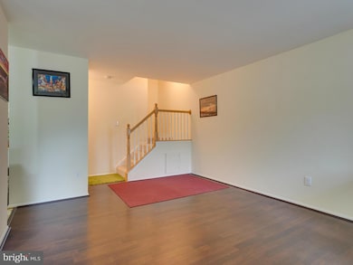 3839 El Camino Place unit 14, Alexandria, VA 22309 - photo 2