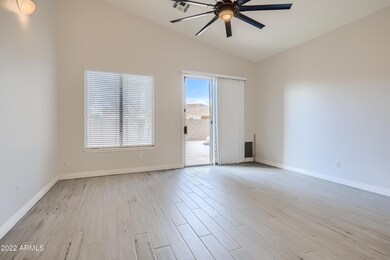 10-878775201-08 Living Room