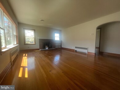 300 Harrison Ave, Waynesboro, PA 17268 - photo 2