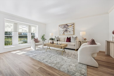 10227 Longmont Dr unit 34/2, Houston, TX 77042 - photo 2