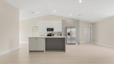 2702 46th St SW, Lehigh Acres, FL 33976 - photo 6