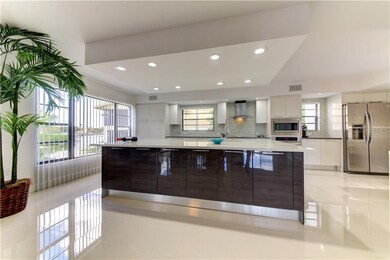 9240 Midnight Pass Rd unit D, Sarasota, FL 34242 - photo 6