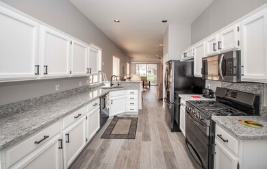 R-23816 S Pleasant Way SL (BK) 1-18-1900