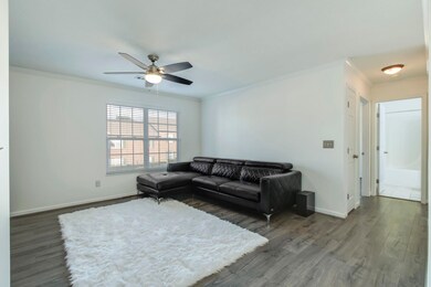 03_MapleViewWay_1633_Living01