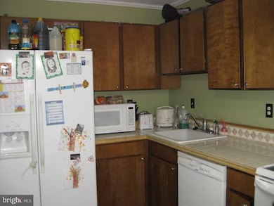 4158 Pleasant Meadow Ct unit 108D, Chantilly, VA 20151 - photo 5