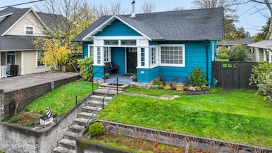 820 12th Ave, Seaside, OR 97138 - photo 2