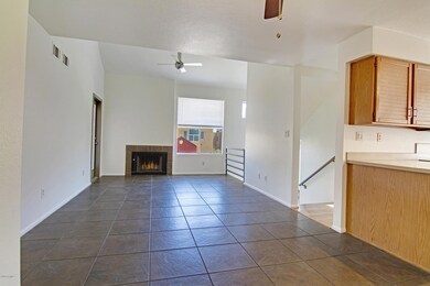 LivingRm_0101
