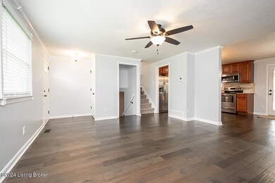 7301 Jonathan Way, Louisville, KY 40228 - photo 6