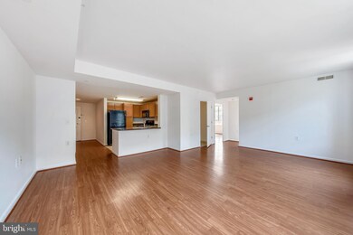 Potomac Place Condominiums unit N624, Washington, DC 20024 - photo 3