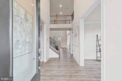 14627 Seneca Farm Ln, Germantown, MD 20874 - photo 2