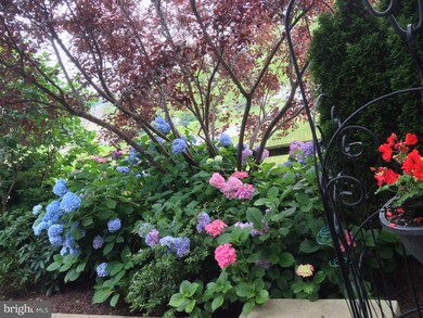 11 Sagewood Dr unit 14, Malvern, PA 19355 - photo 2