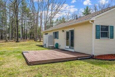 26 Corson St, Rochester, NH 03867 - photo 4