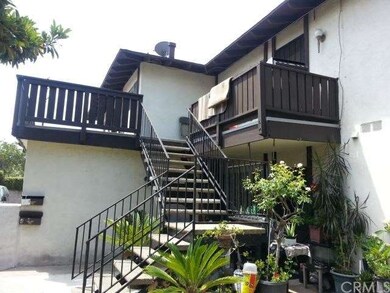 Large deck on back apartment.