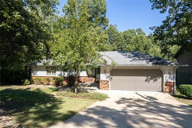 12 Brentwood Dr, Bella Vista, AR 72715 - photo 2