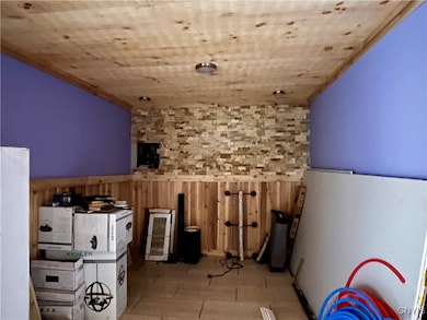 1261 Stickles Ln, Port Byron, NY 13140 - photo 4