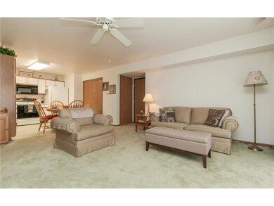 Kitchen/dining area and living room