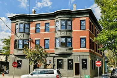 55 Plymouth St unit 1, Cambridge, MA 02141 - photo 5