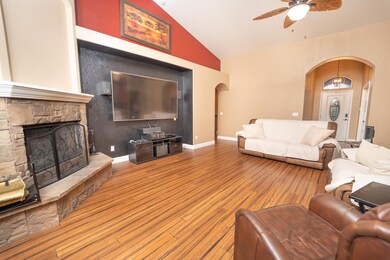 4608 W Addisyn Ct, Visalia, CA 93291 - photo 7