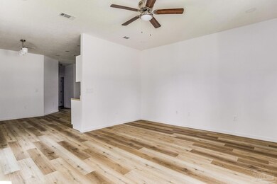 7821 Stallworth Ln, Pensacola, FL 32526 - photo 7