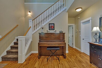 1618 NW John Fremont St, Bend, OR 97701 - photo 4