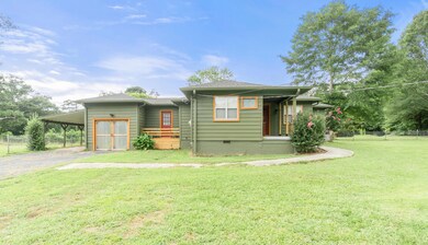 114 Cross St, Chickamauga, GA 30707 - photo 5