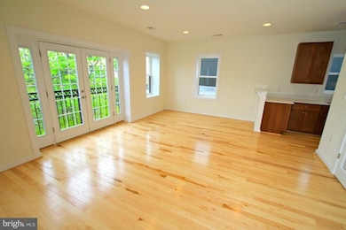 732 Lamont St NW unit 301, Washington, DC 20010 - photo 2