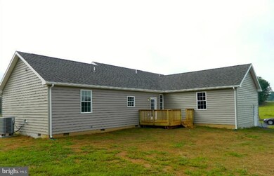 0 Hollida unit 1004186376, Martinsburg, WV 25401 - photo 2