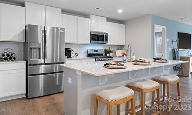 183 Brentwood Dr unit 18, Statesville, NC 28625 - photo 2