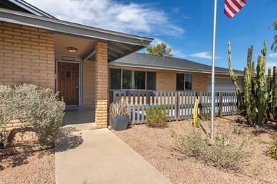 1254 E Malibu Dr-7