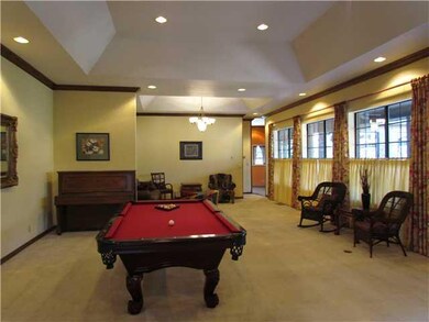 Den/Family/Great Room. 20x20 Vaulted ceiling and a