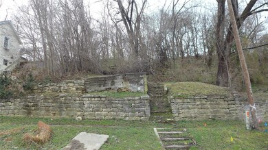535 Walnut St, Hannibal, MO 63401 - photo 2