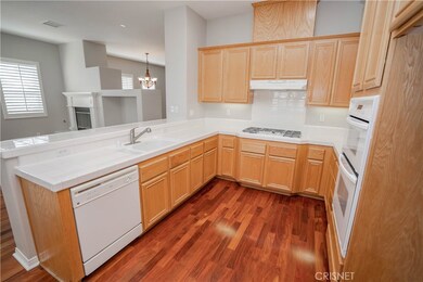 28416 Incline Ln, Santa Clarita, CA 91390 - photo 7