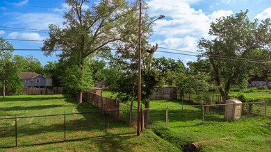 4802 Edgewater Dr, Houston, TX 77093 - photo 5