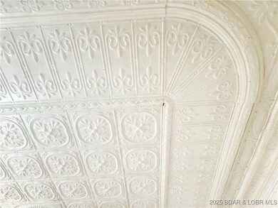 Love the living room ceiling