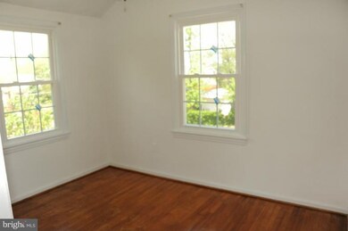 5932 N Kings Hwy, Alexandria, VA 22303 - photo 5