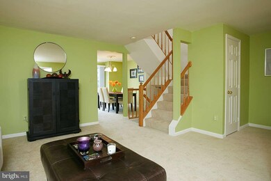 13811 Fount Beattie Ct, Centreville, VA 20121 - photo 4