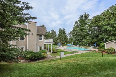 3 Edward Cir, Bedford, NH 03110 - photo 4