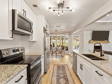 408 Mountainview Dr, Hurst, TX 76054 - photo 7