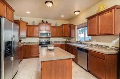 Copy of 2706 25th Street W-3<|><|>