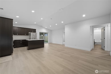 6 N Olympia St, Kennewick, WA 99336 - photo 4