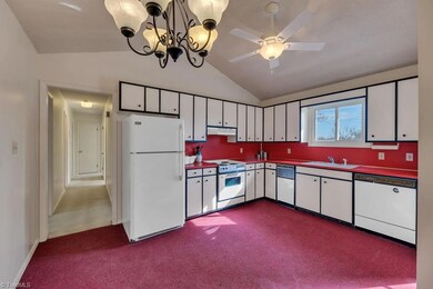 5305 Tarkington Dr, Greensboro, NC 27407 - photo 6