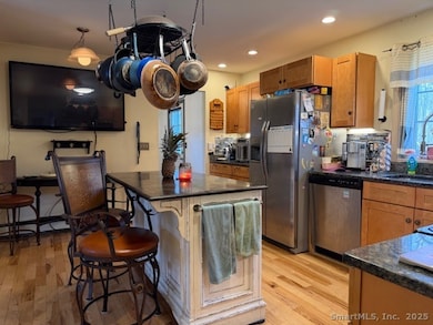 11 Stone House Dr, Plainfield, CT 06374 - photo 7