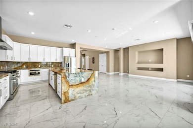 197 E Shelbourne Ave, Las Vegas, NV 89123 - photo 5