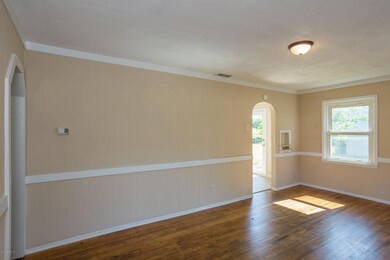 3134 W 18th St, Anderson, IN 46011 - photo 5