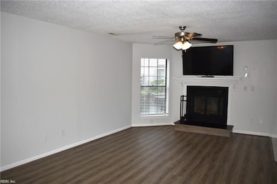 413 Harbour Point unit 102, Virginia Beach, VA 23451 - photo 4