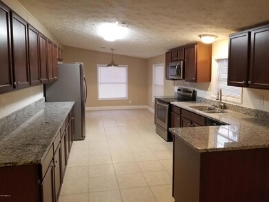 3862 Darlene Rd, Middleburg, FL 32068 - photo 3