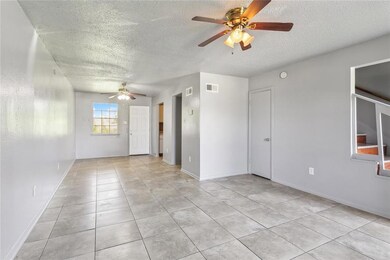 Spacious living/dining area