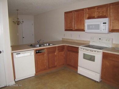 7748 Highchair Ln, Jacksonville, FL 32210 - photo 2