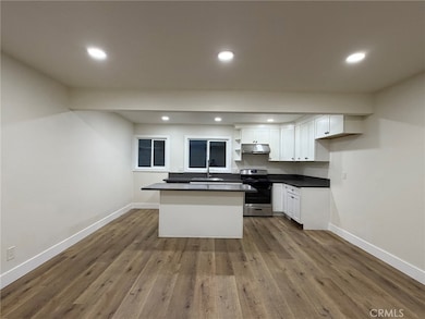 4721 W Oakfield Ave unit 1, Santa Ana, CA 92703 - photo 4